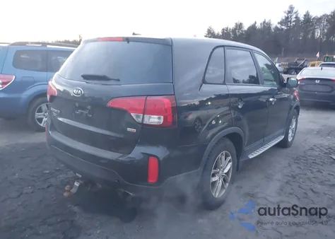 2015 Kia Sorento Lx z USA, uszkodzony, nr VIN 5XYKT3A68FG579598